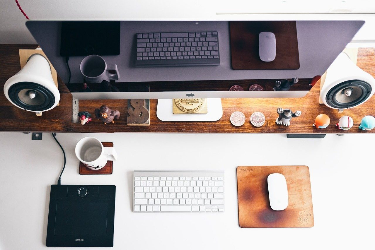 ビジネス用ツールとデスクトップの画像