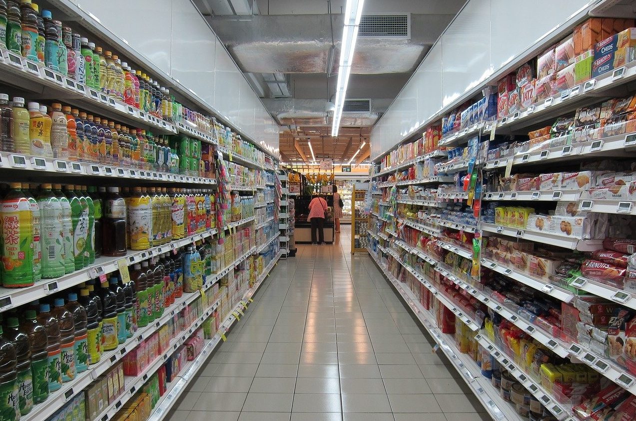 スーパーマーケット