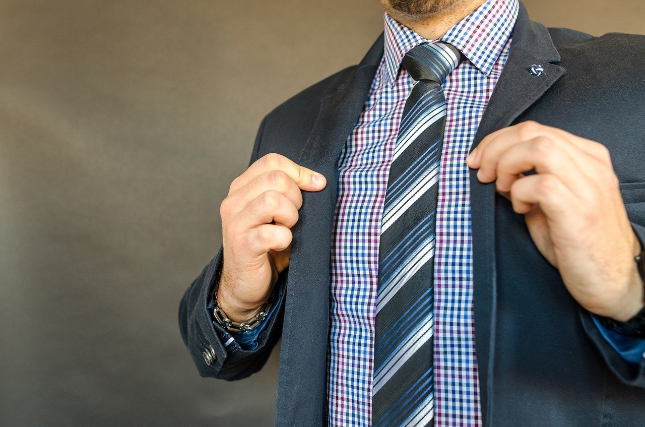 転職内定後の会社訪問で気をつけるべきことを解説 会社訪問の目的や内容は 訪問マナーや服装もご紹介 Geekly Media 転職内定後の会社訪問で気をつけるべきことを解説 会社訪問の目的や内容は 訪問マナーや服装もご紹介 Geekly Media