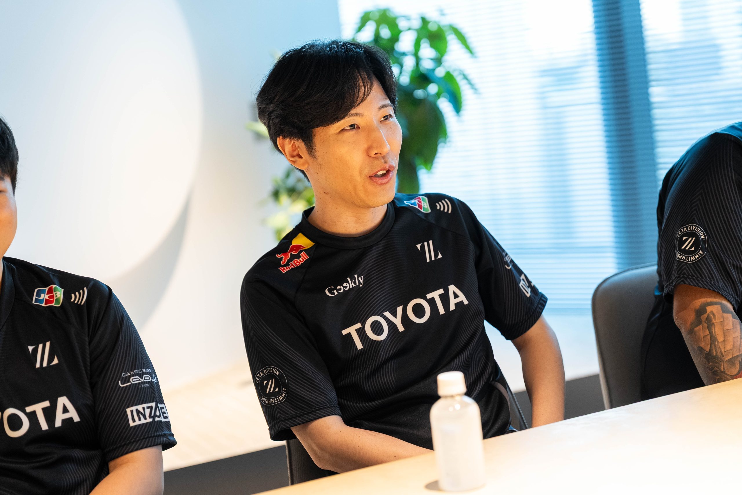 【ZETA DIVISION×Geekly】プロゲーマーという生き方【前編】―ドミニカ共和国から世界へ、MenaRDが歩んだ道