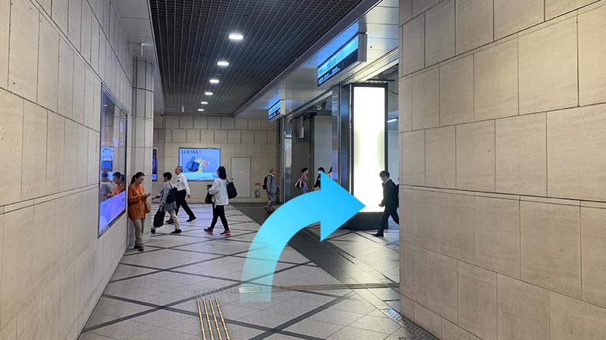 JR 大阪駅からのアクセス 3枚目